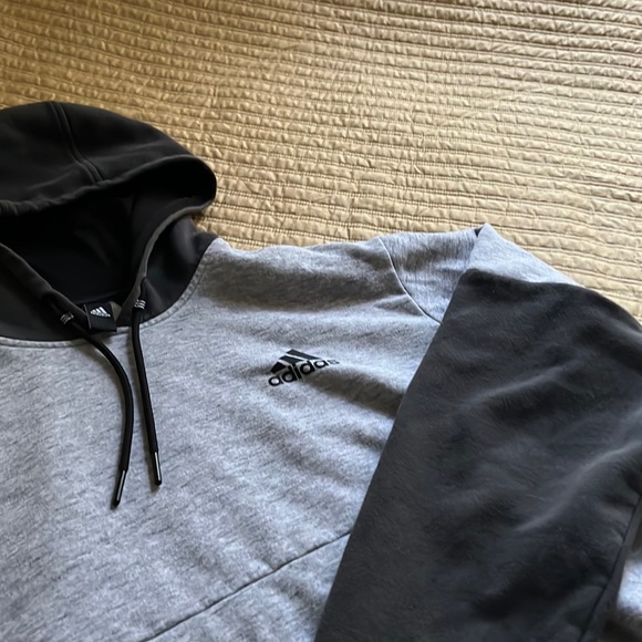 Men’s Adidas Hoodie - Picture 3 of 5